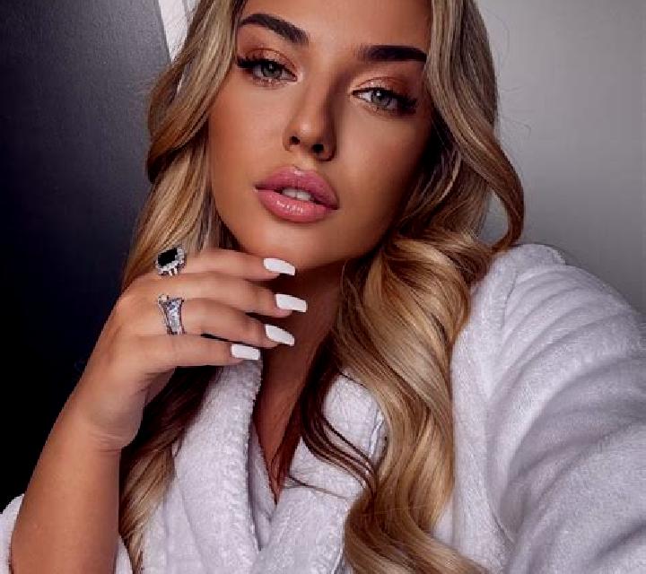 Antonia Salamanca escort