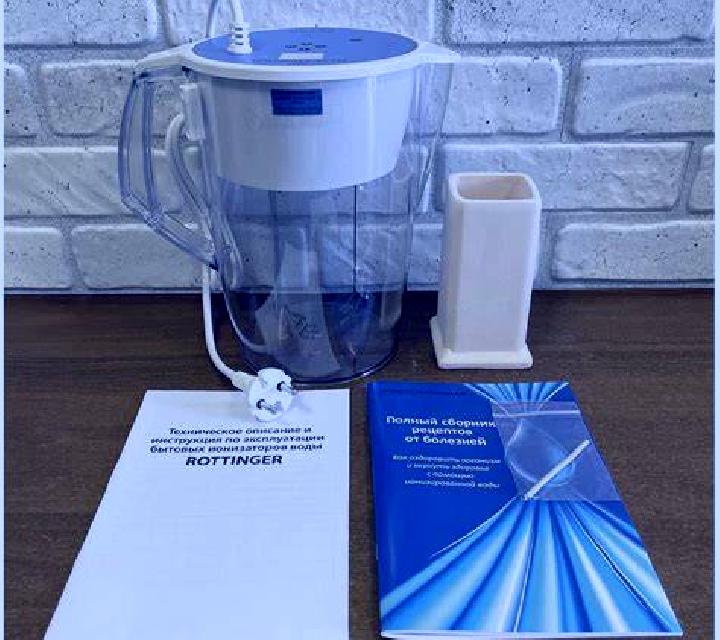 Catalina 3 Capitan Pastene escort