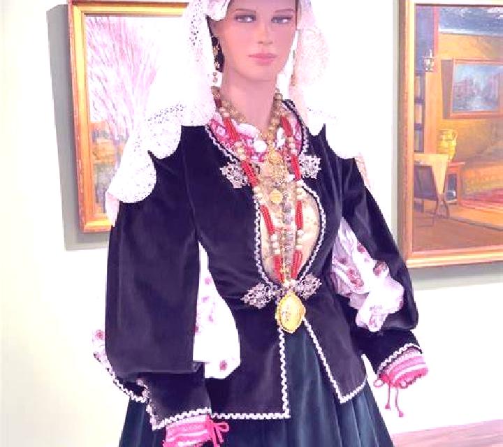 Cony 2 Cabrero escort
