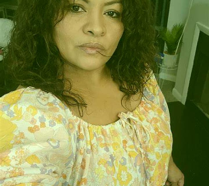 Josefa Coelemu escort
