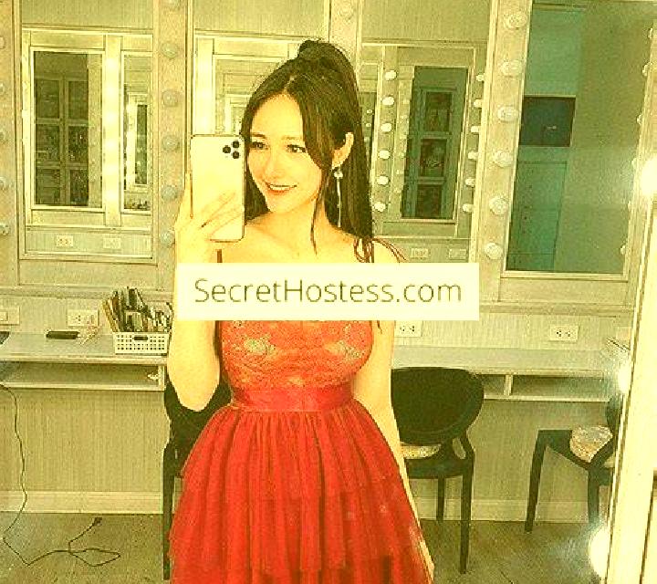 Karis Villarrica escort