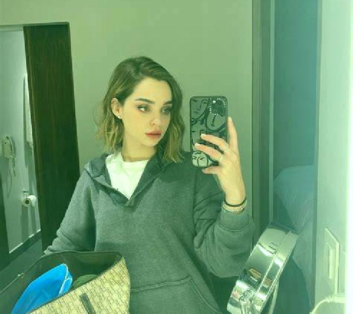 Macarena Puren escort