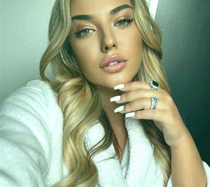 Rocío Chimbarongo escort